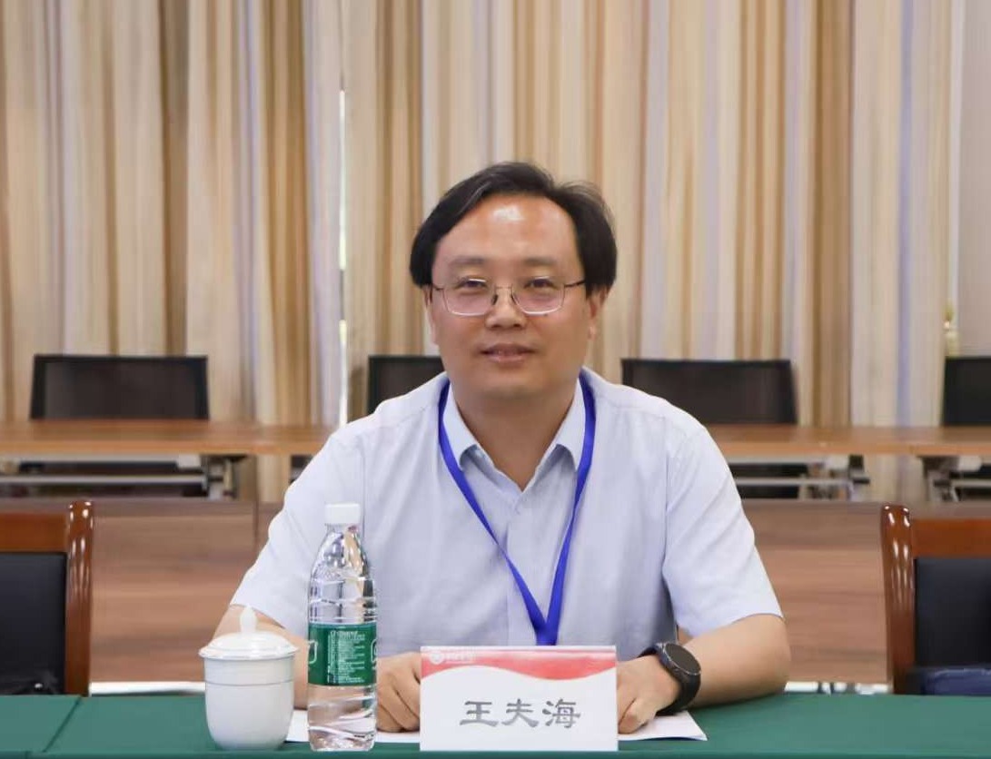 20250912我校举行鲁南高校国际交流合作联盟“十五五”规划编制座谈会 (4).jpg